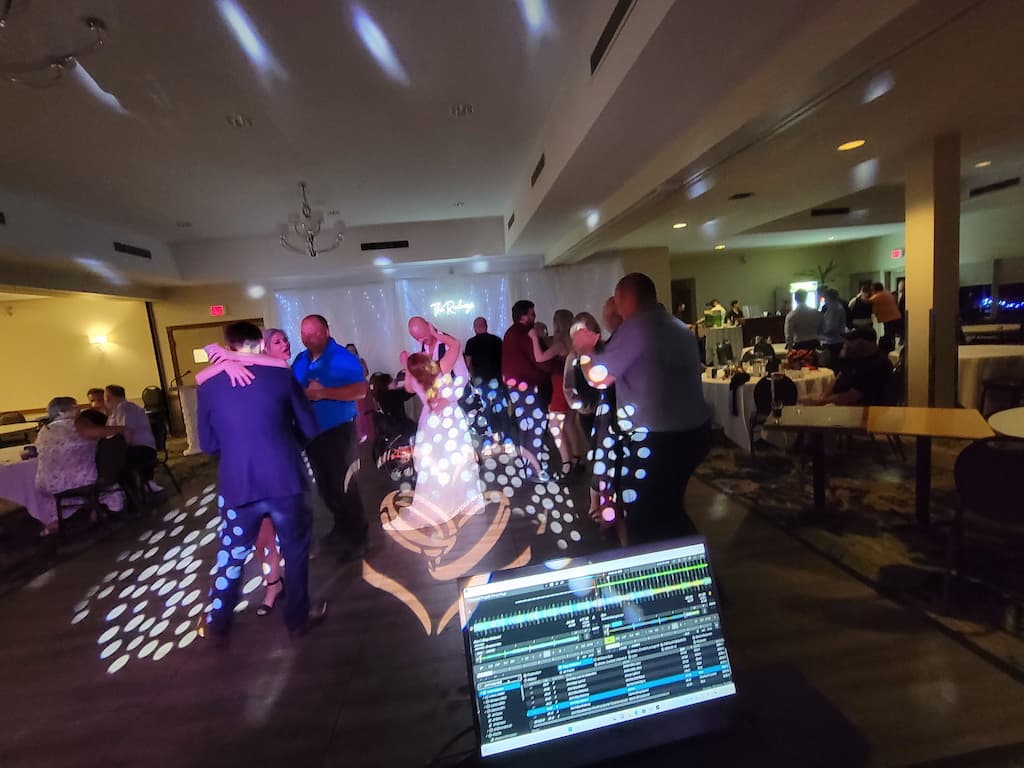 Waltz with the couple